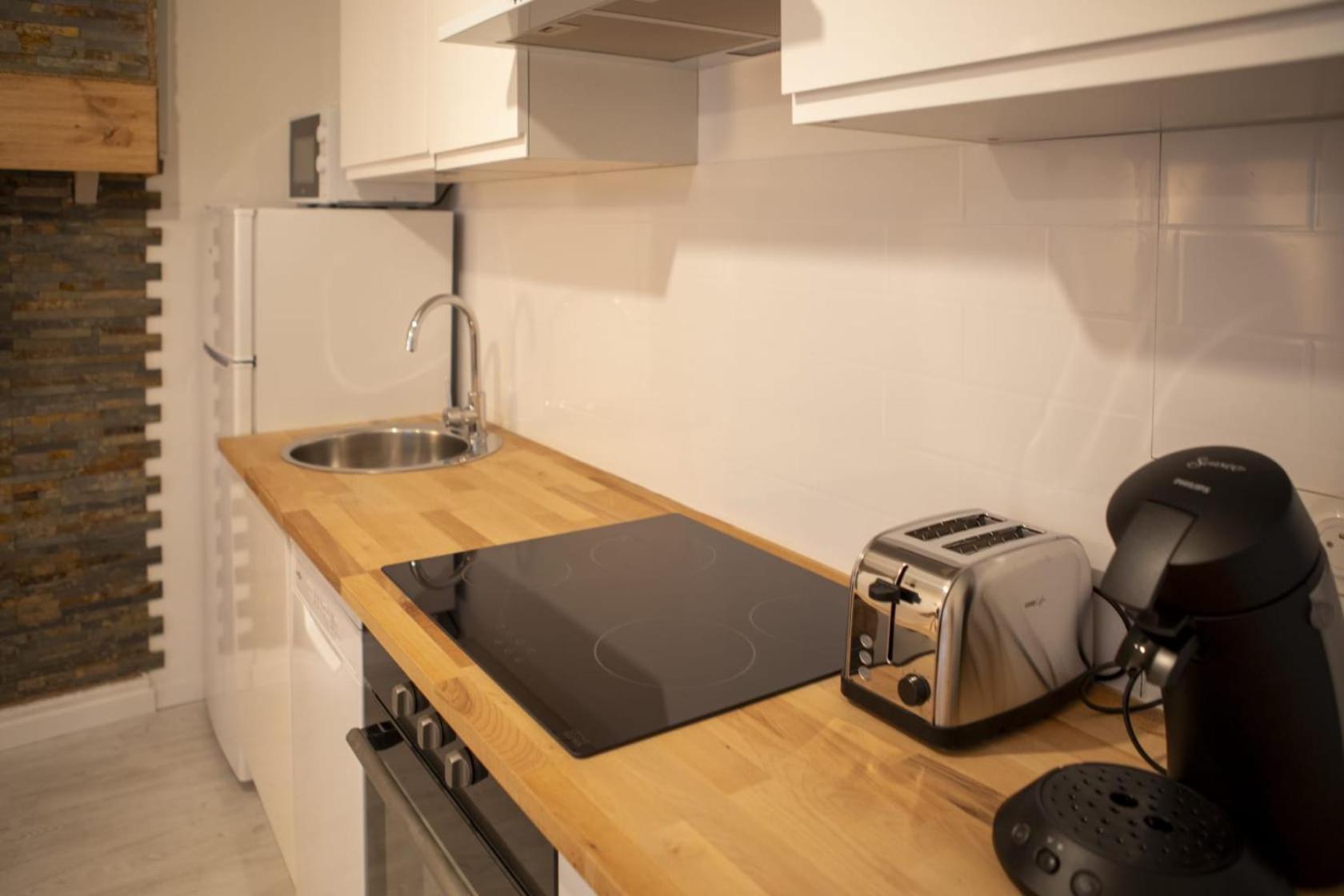 Le Nid 3 Etoiles Wifi, Netflix, Disney, Coeur De Bastide Villefranche-de-Rouergue Bagian luar foto