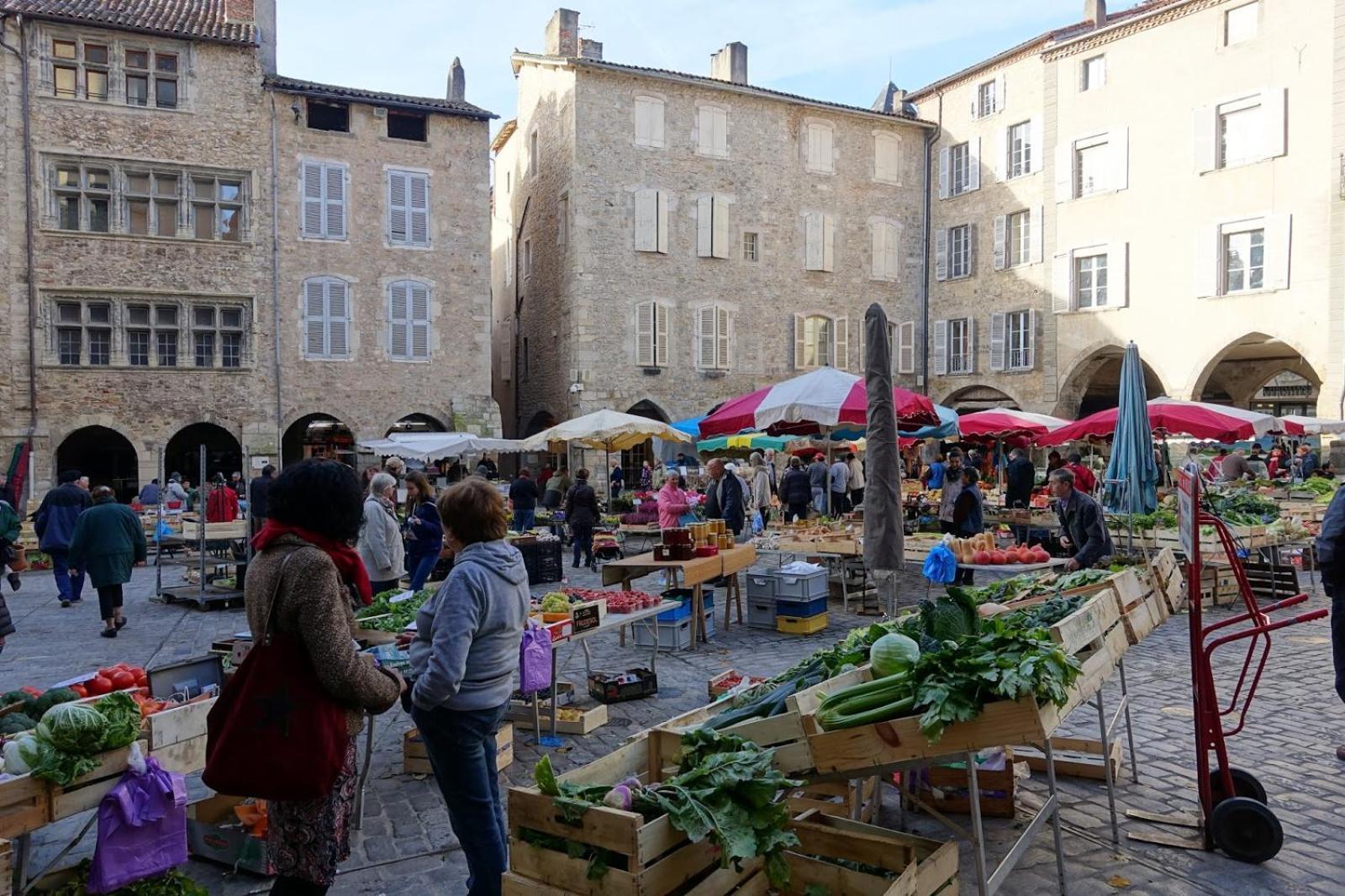 Le Nid 3 Etoiles Wifi, Netflix, Disney, Coeur De Bastide Villefranche-de-Rouergue Bagian luar foto